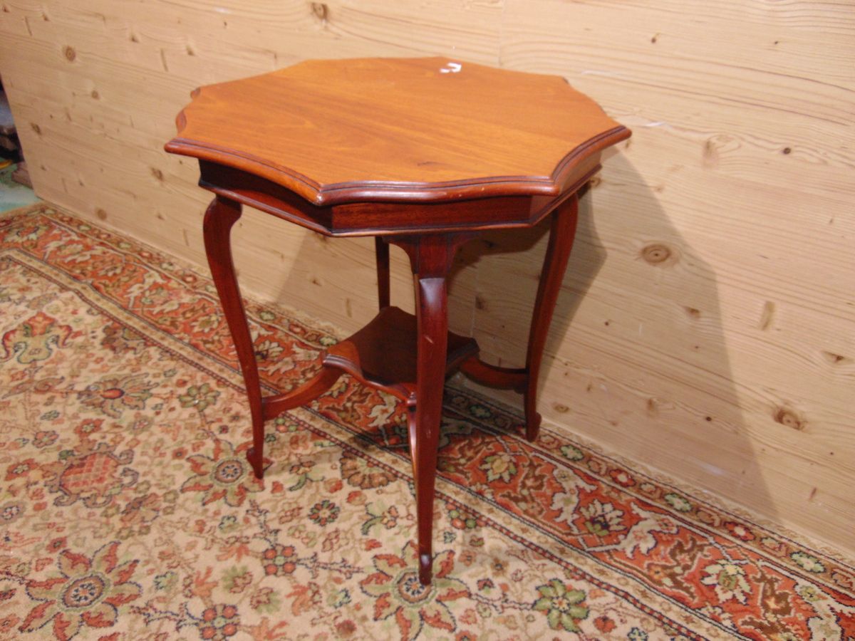 Mahogany coffee table 1801....jpg