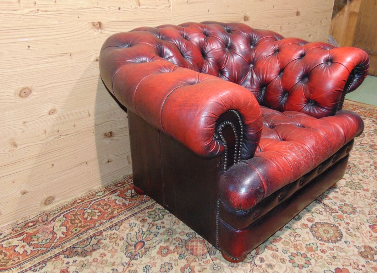 English Chesterfield armchair 1805....jpg