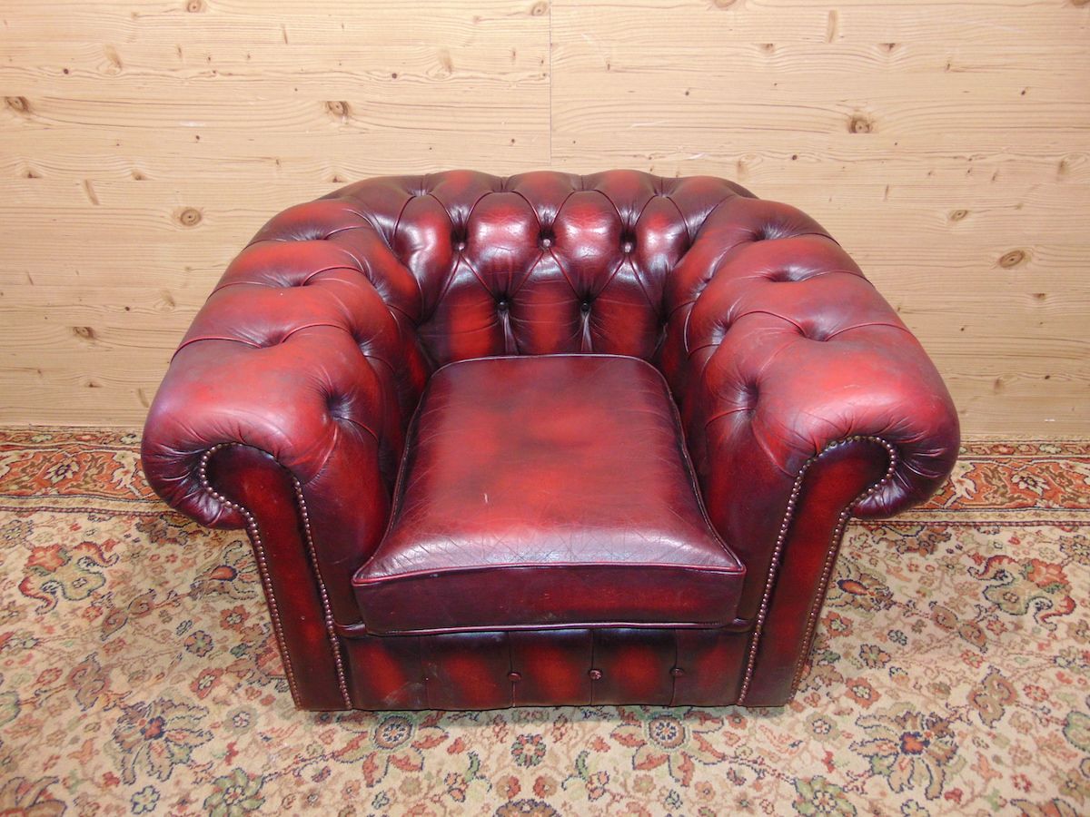 Burgundy Chesterfield armchair 1819..jpg
