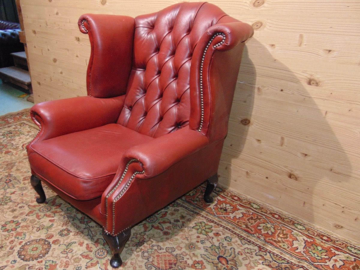 Red Chesterfield armchair 1831...jpg