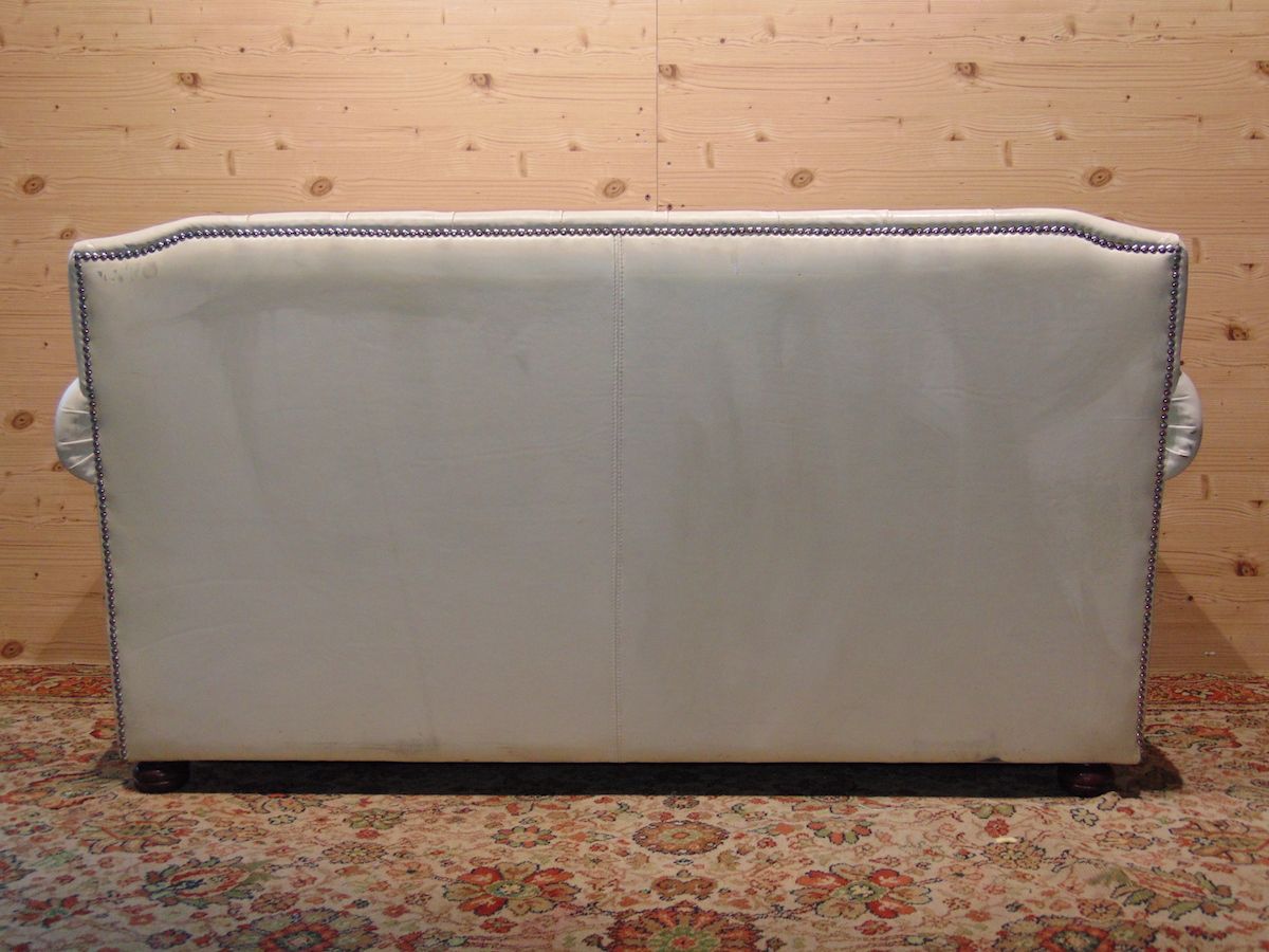 White Chesterfield sofa 1838.....jpg