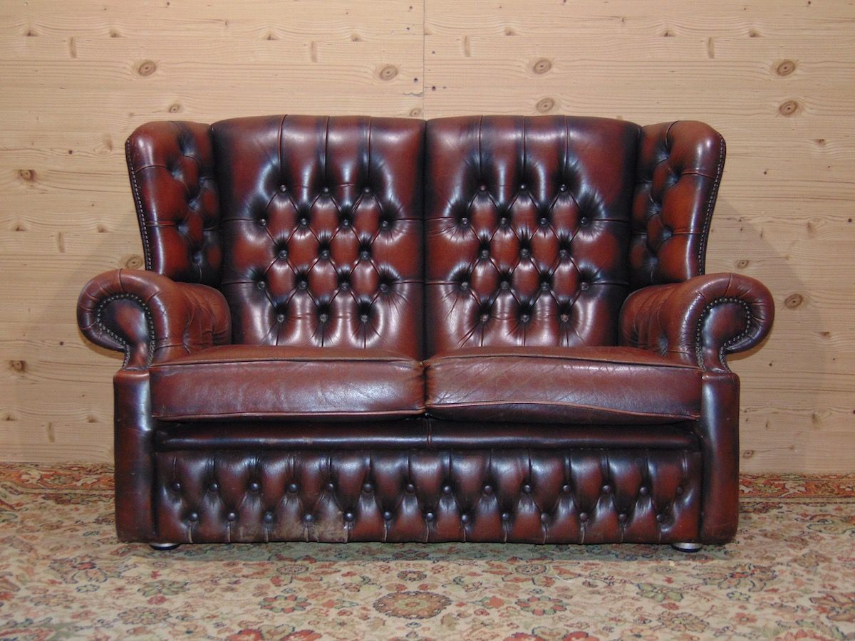 2 seater Chesterfield sofa 1840.jpg