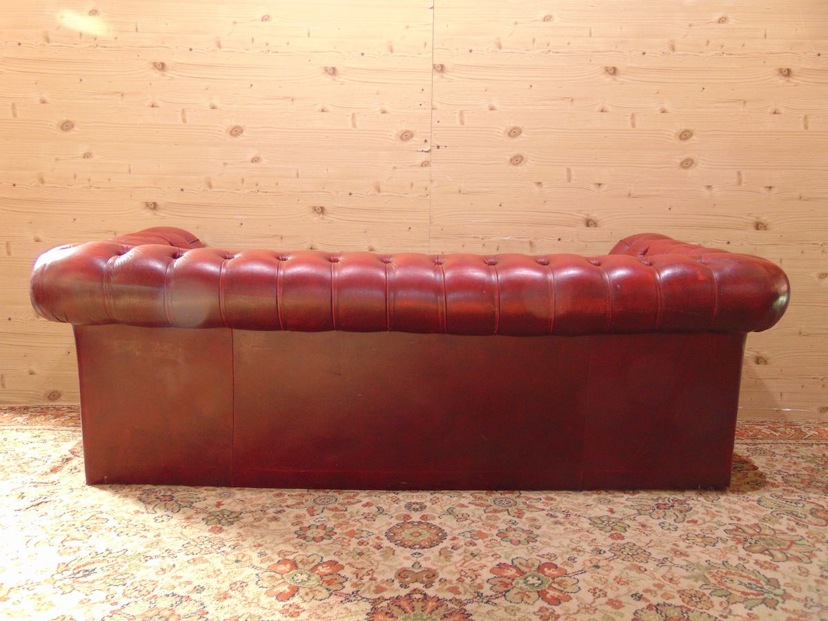 3 seater Chesterfield sofa 1878.......jpg