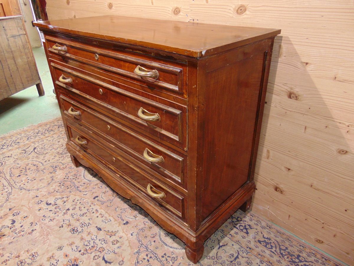 Umbertino chest of 4 drawers 1945....jpg