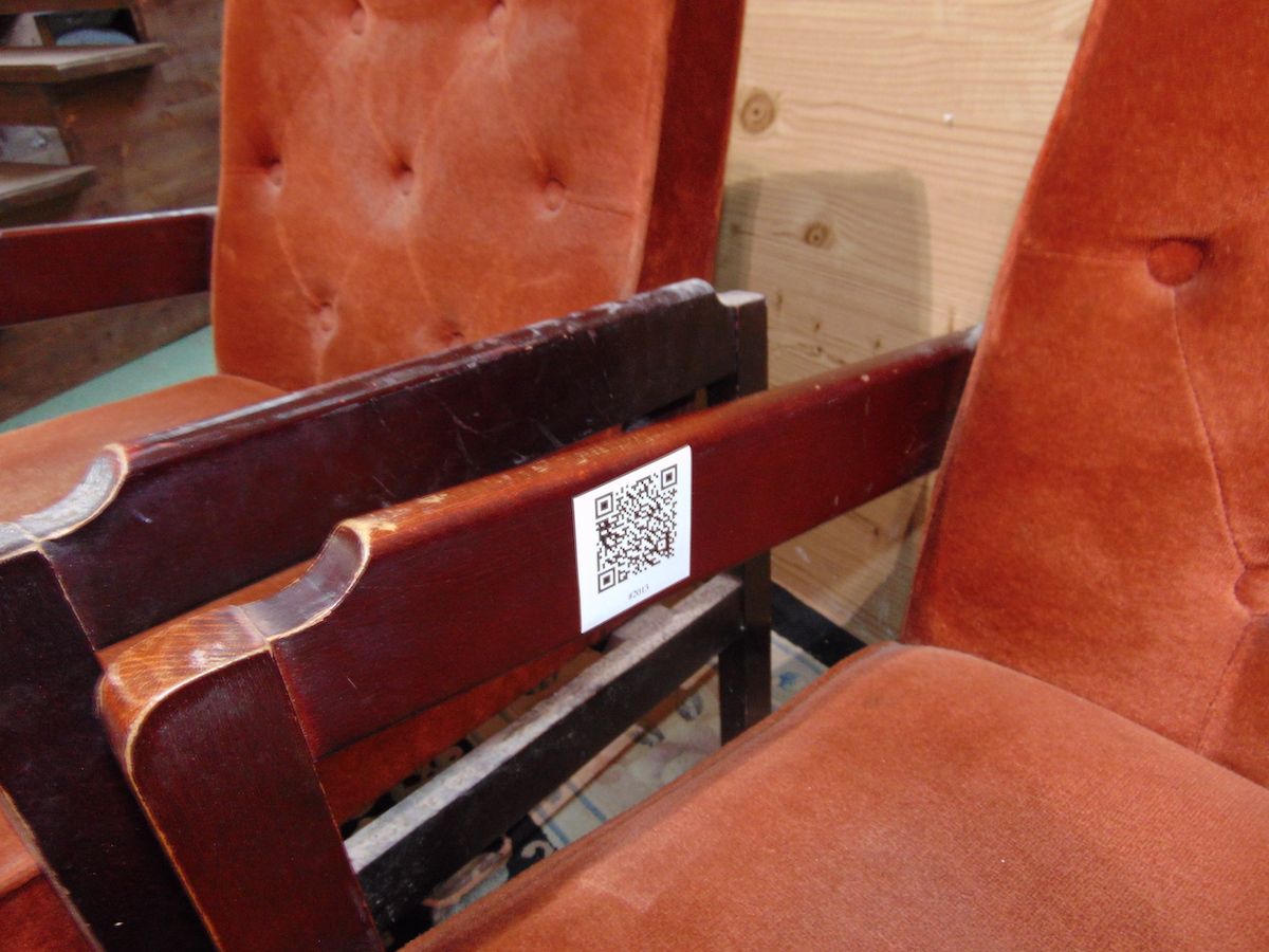 Armchairs with armrests 2013....jpg