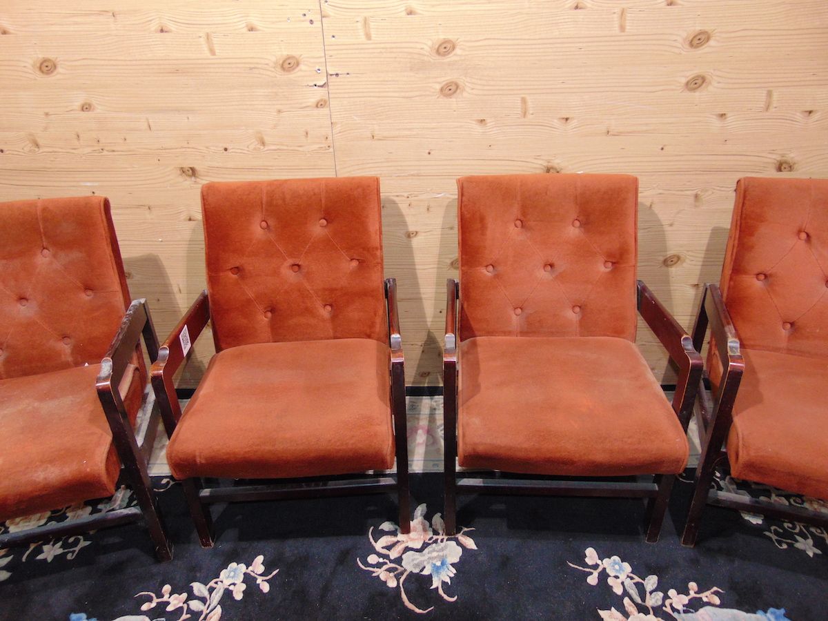 Armchairs with armrests 2013.jpg
