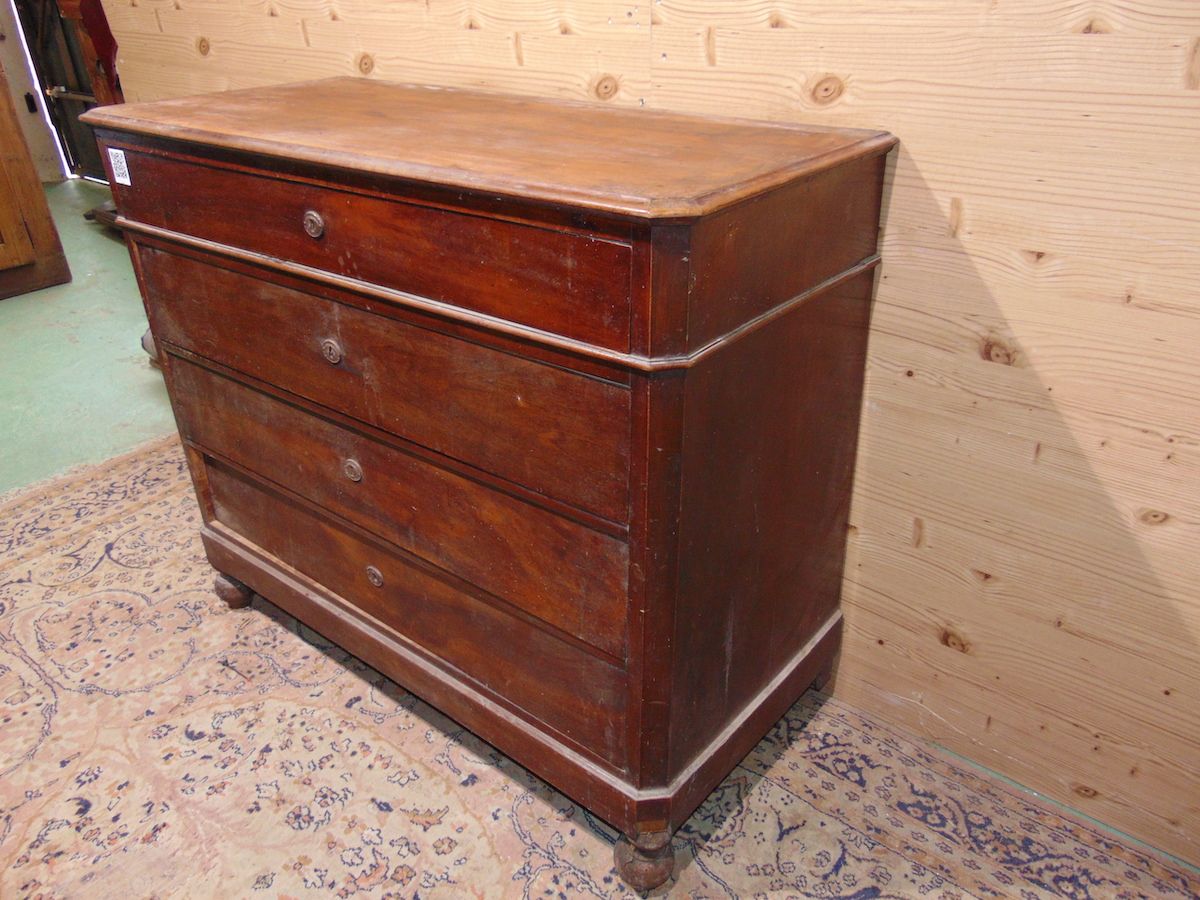 Chest of drawers in solid walnut 1959....jpg