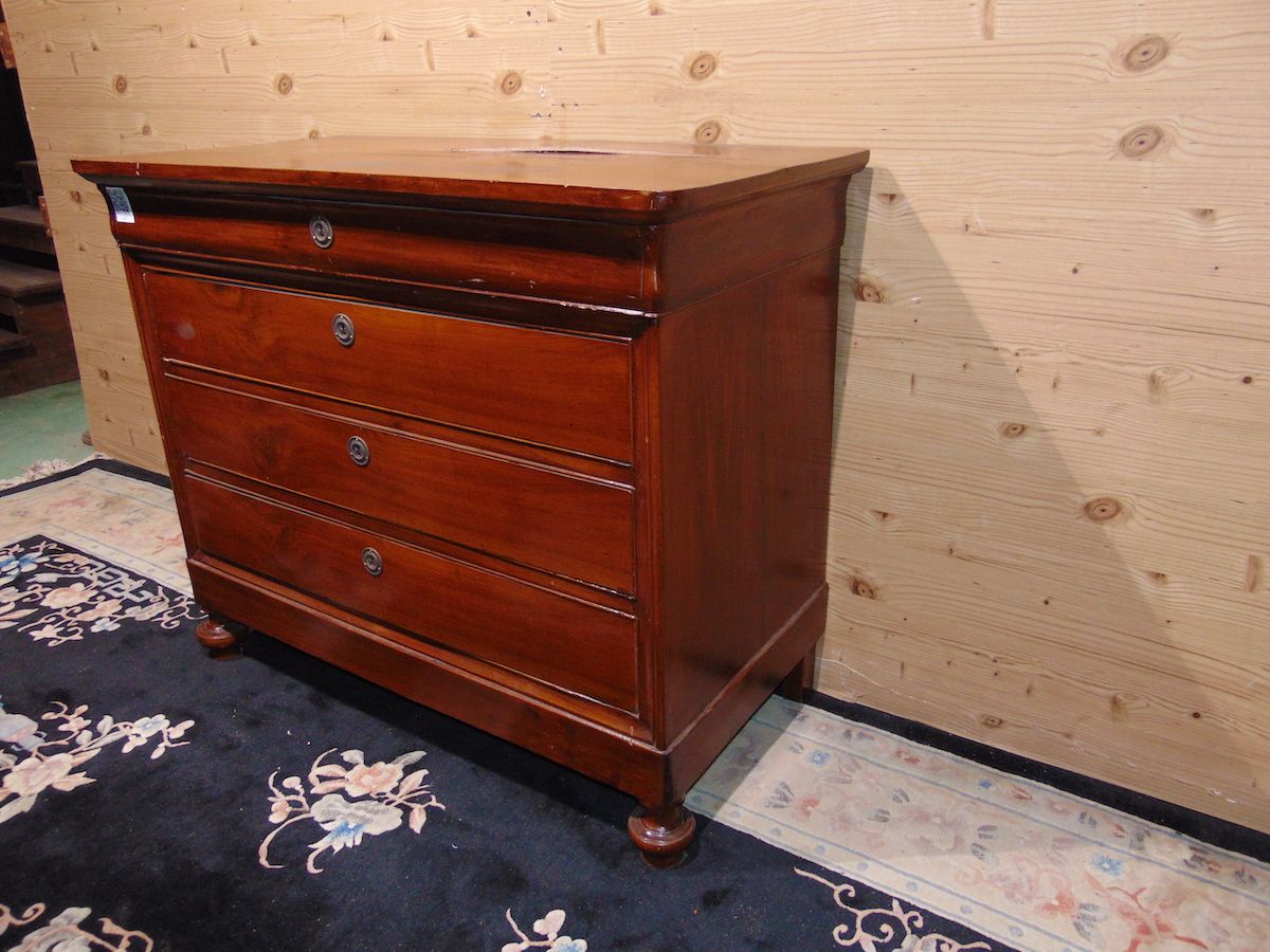 Cappuccino chest of drawers in solid walnut 2045....jpg
