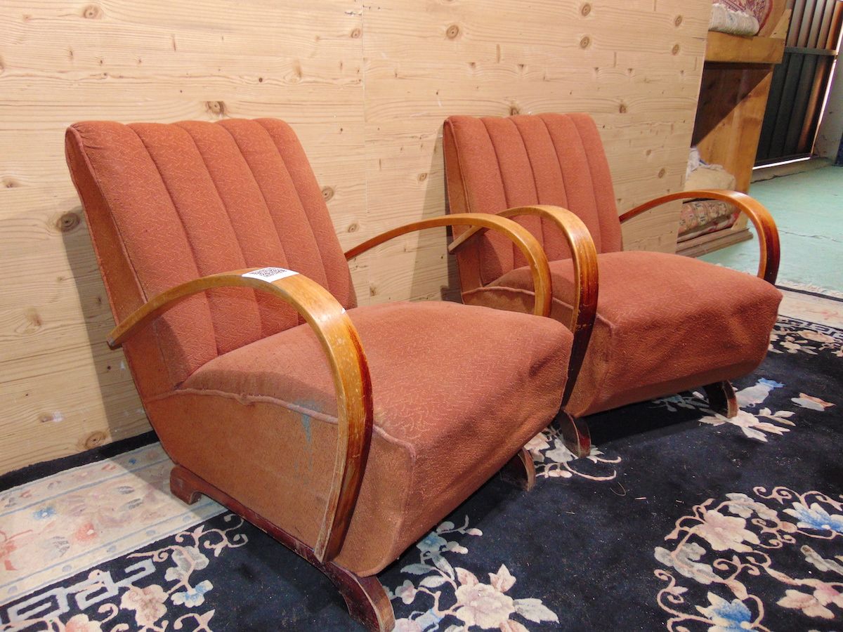 Original Halabala armchairs 2103....jpg