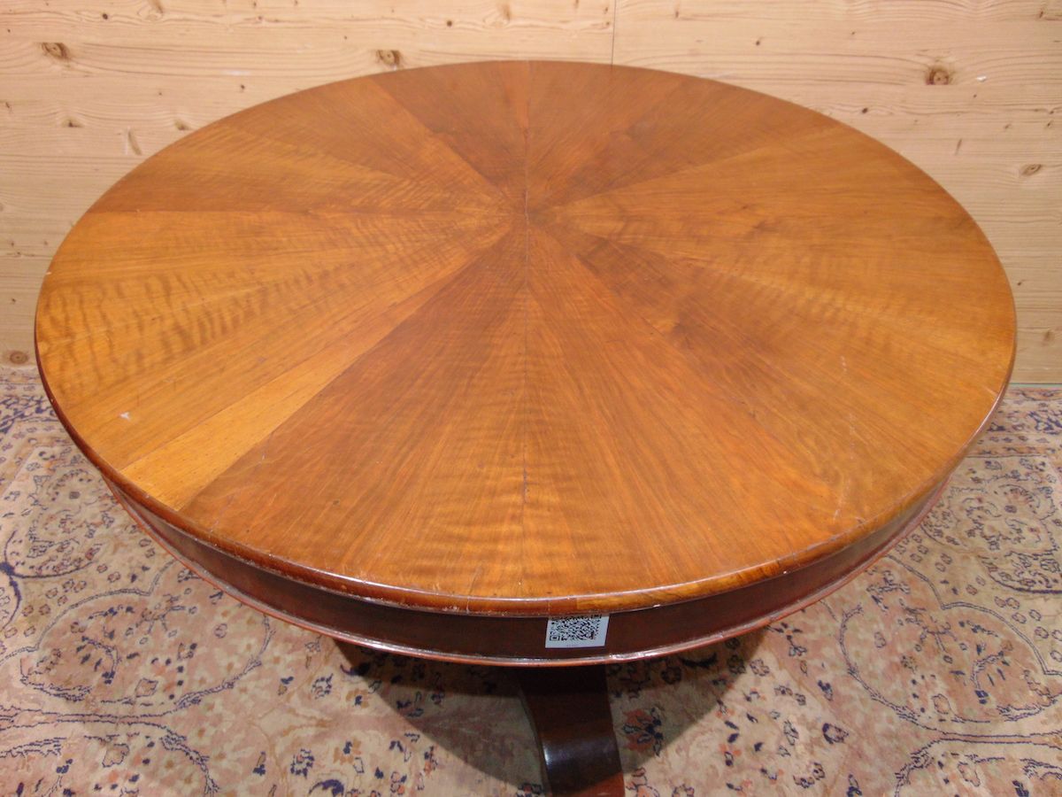 Late 19th century Lombard table 1982..jpg