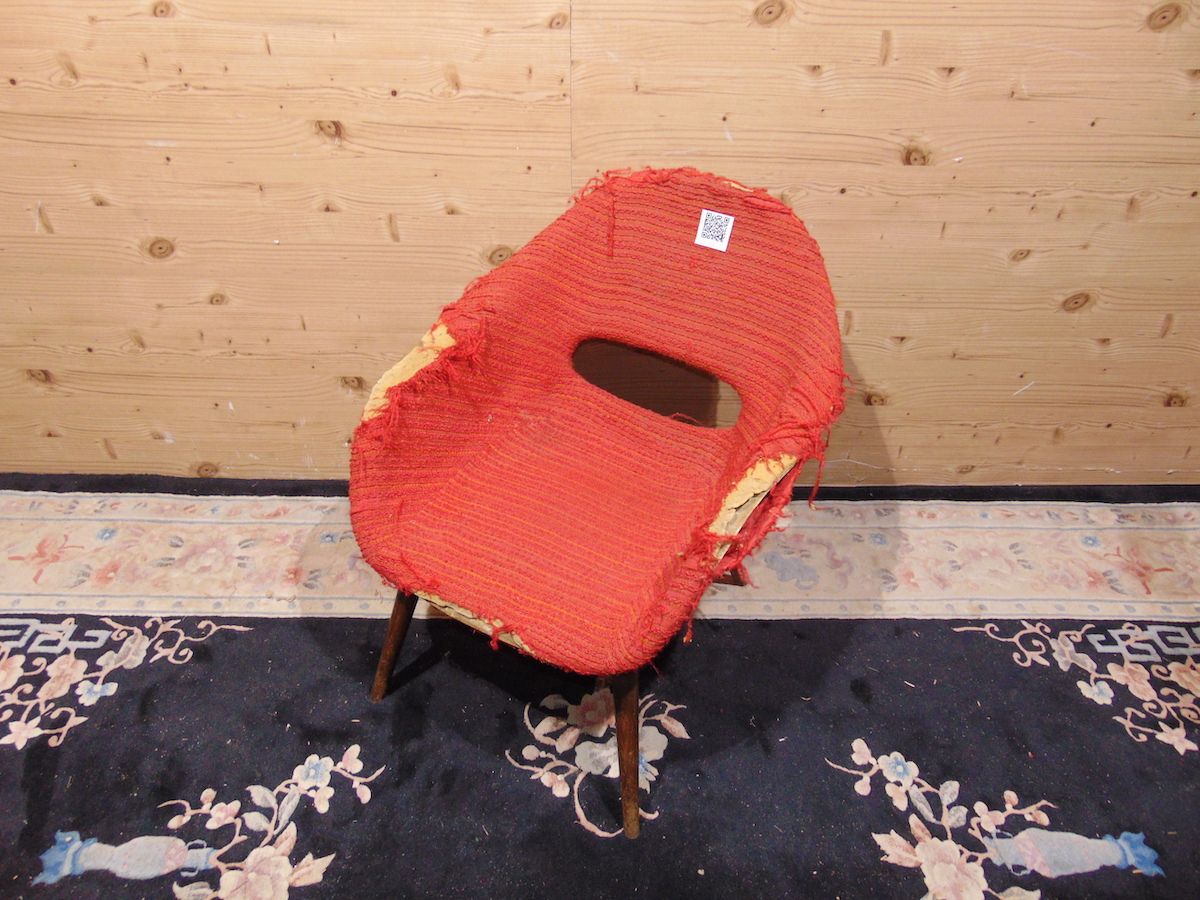 Old Navratil armchair 2118..jpg