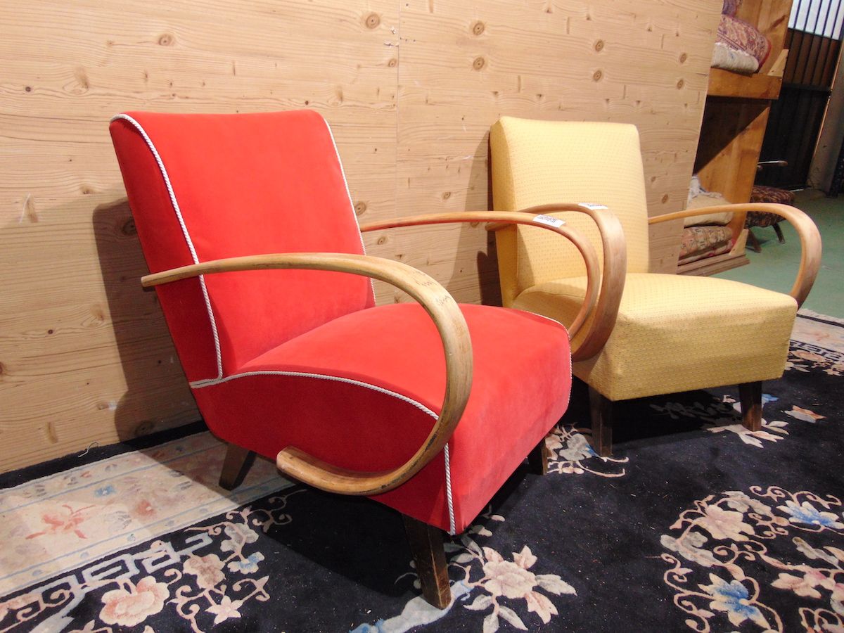 Original Halabala armchairs 2138-37....jpg