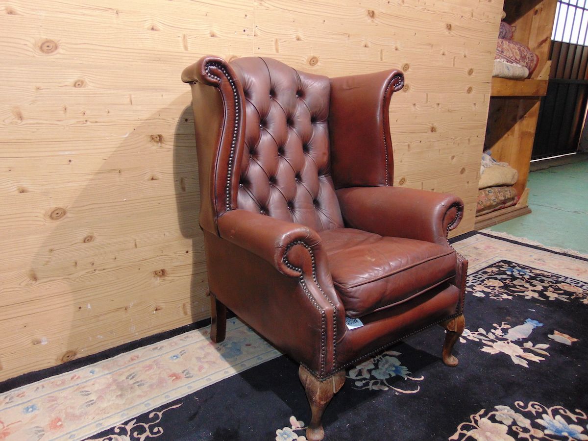 Brown Queen Anne armchair 2176...jpg
