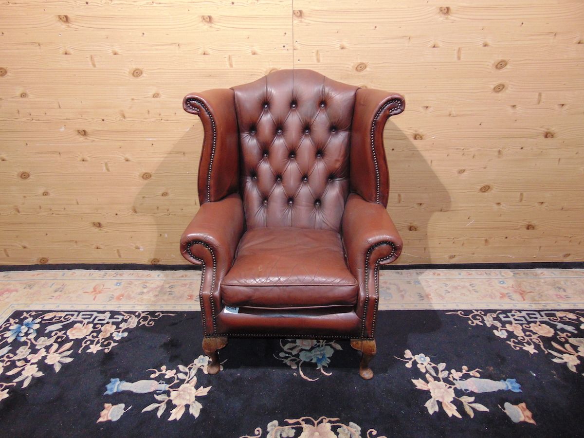 Brown Queen Anne armchair 2176..jpg