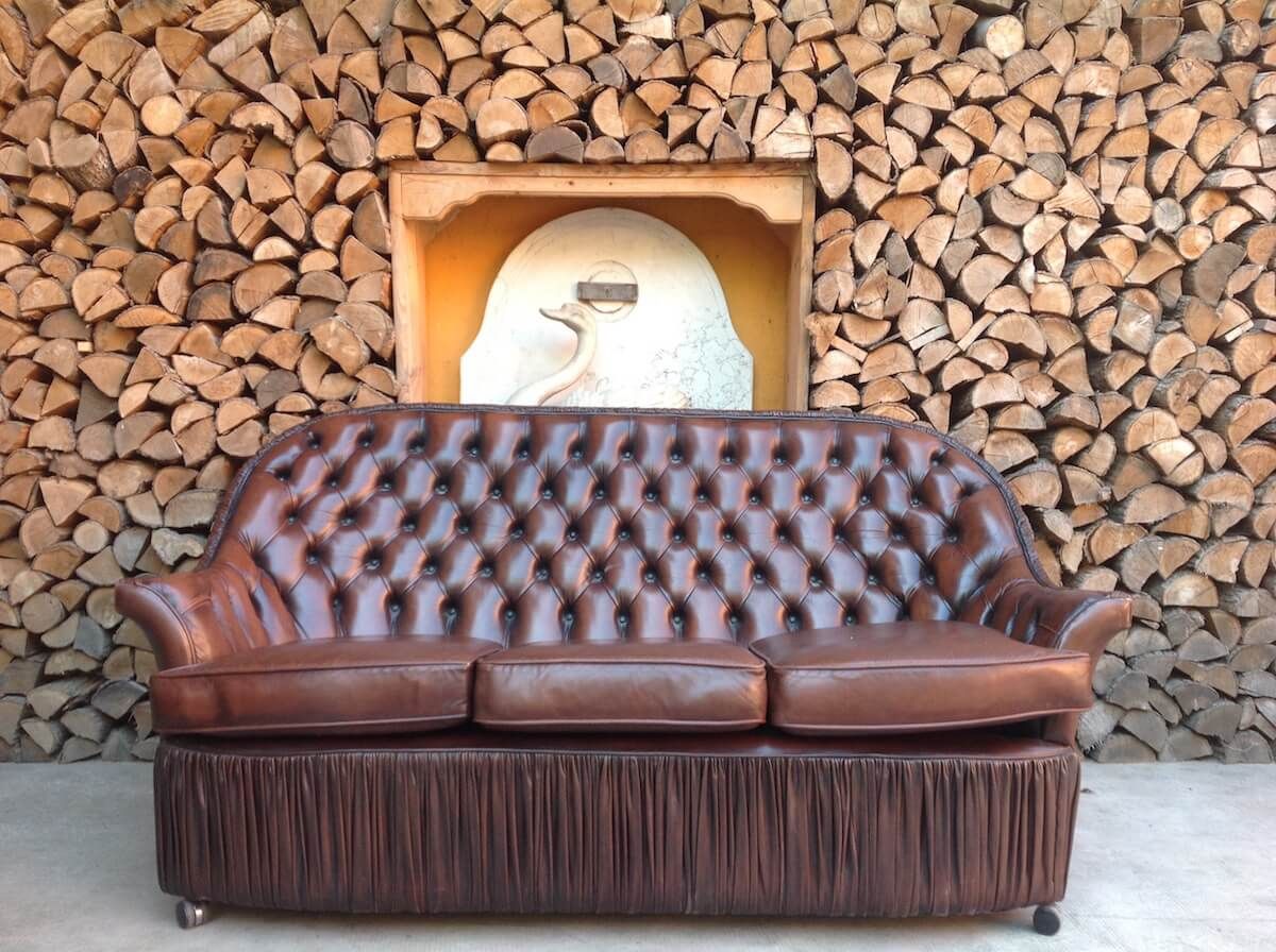 Original 3 seater Chesterfield sofa in genuine brown leather img_6236.jpg