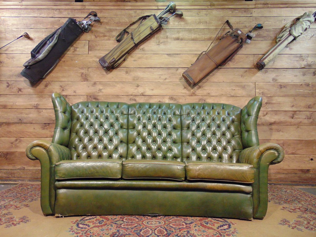 English vintage Chesterfield 3 seater sofa in genuine green leather dsc00859.jpg