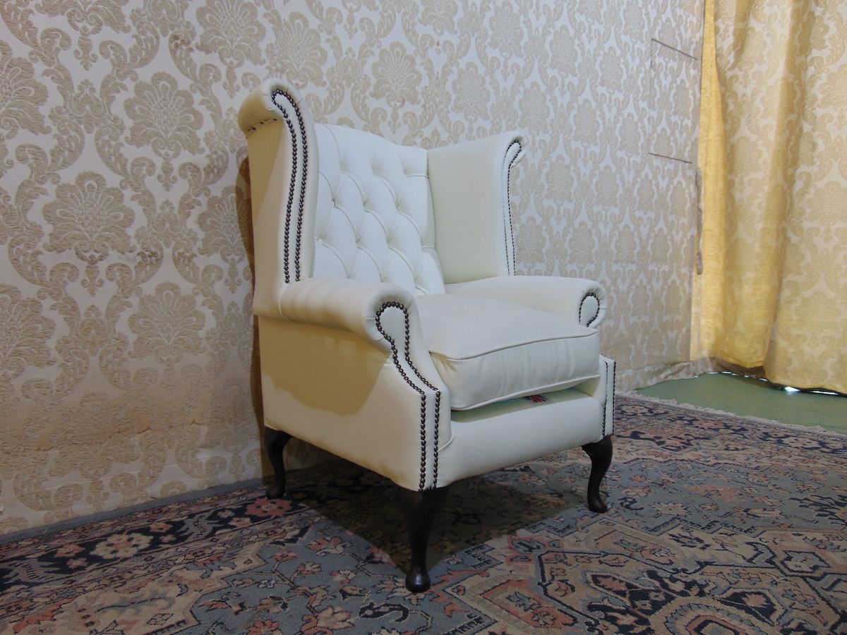 Chesterfield Queen Anne Nuova ivory color chair dsc02138.jpg