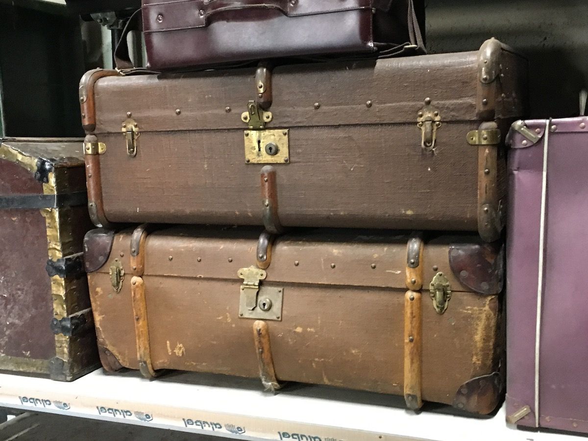 Exhibition of vintage suitcases img_6261.jpg